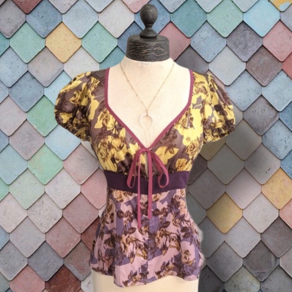 🌸MARCIANO Floral Silk Corset Style Blouse